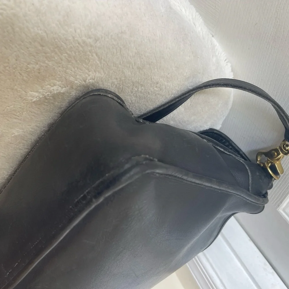 Coach Vintage Black Leather briefcase GUC
